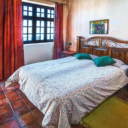 La Hoya, El Tanque, Cleaning Included * Las Cruces (Canary)